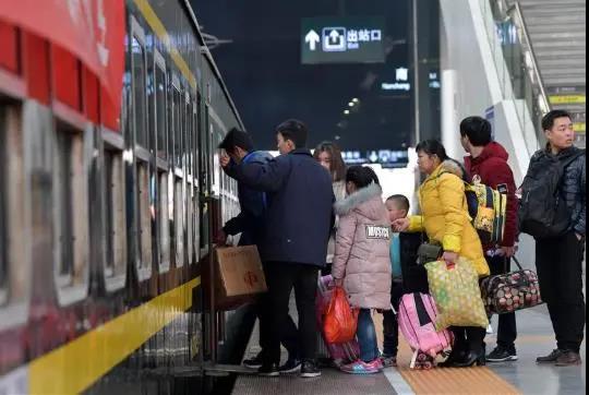 2022年春運(yùn)什么時(shí)候開(kāi)始,春運(yùn)車(chē)票什么時(shí)候開(kāi)始預(yù)售
