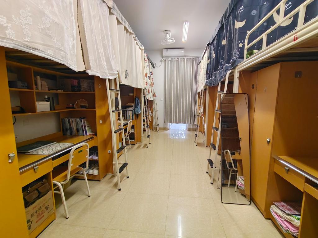 西南醫科大學宿舍條件怎么樣,有空調和獨立衛生間嗎？（附宿舍圖片）