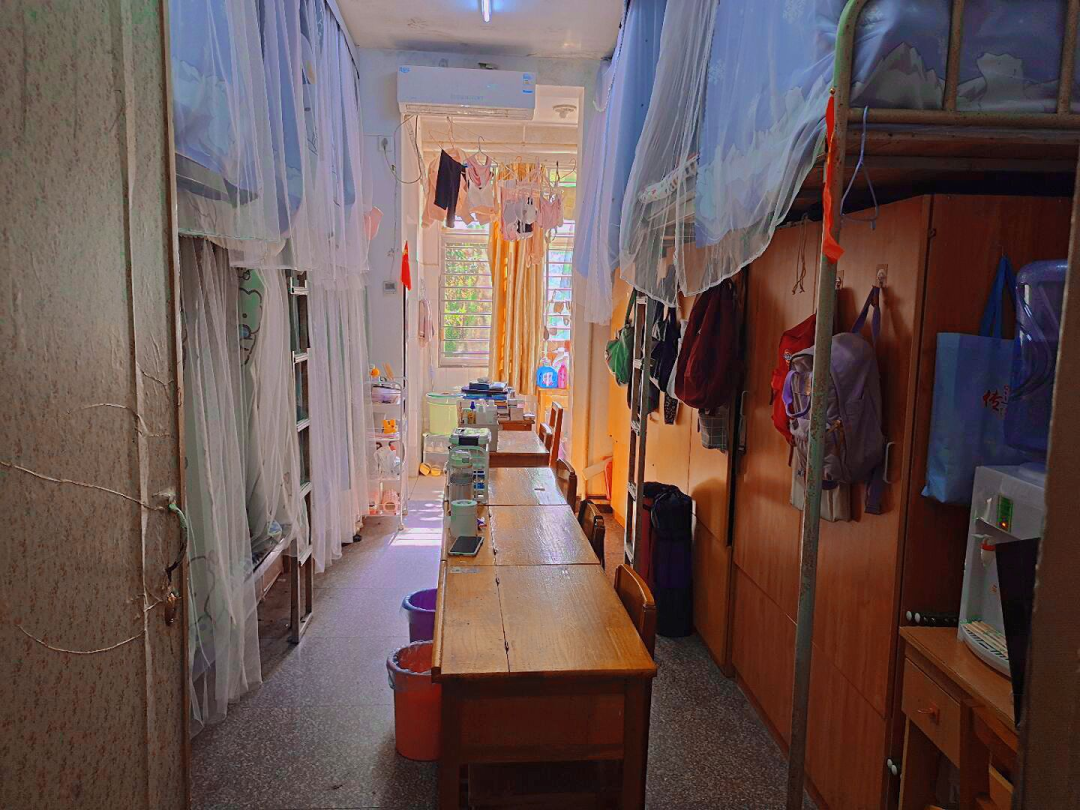 湖北中醫藥大學宿舍條件怎么樣,有空調和獨立衛生間嗎？（附宿舍圖片）