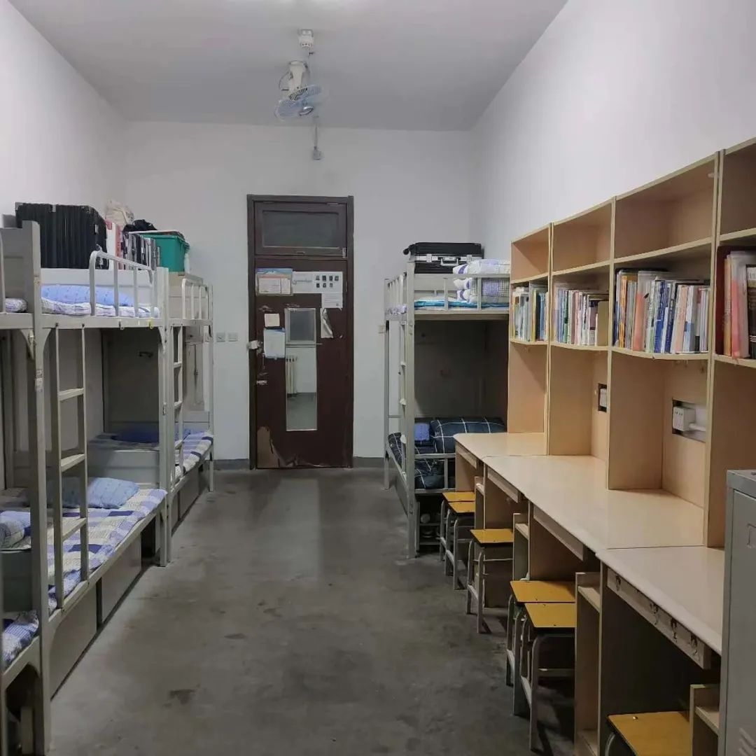河北師范大學宿舍條件怎么樣,有空調和獨立衛生間嗎？（附宿舍圖片）